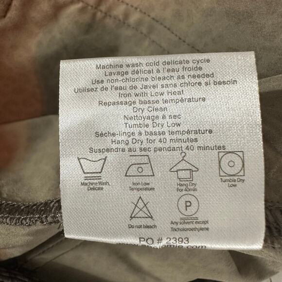 Anatomie Travel  Kate Cargo Baby Cheetah Printed Khaki Pants Size Medium - Picture 7 of 11